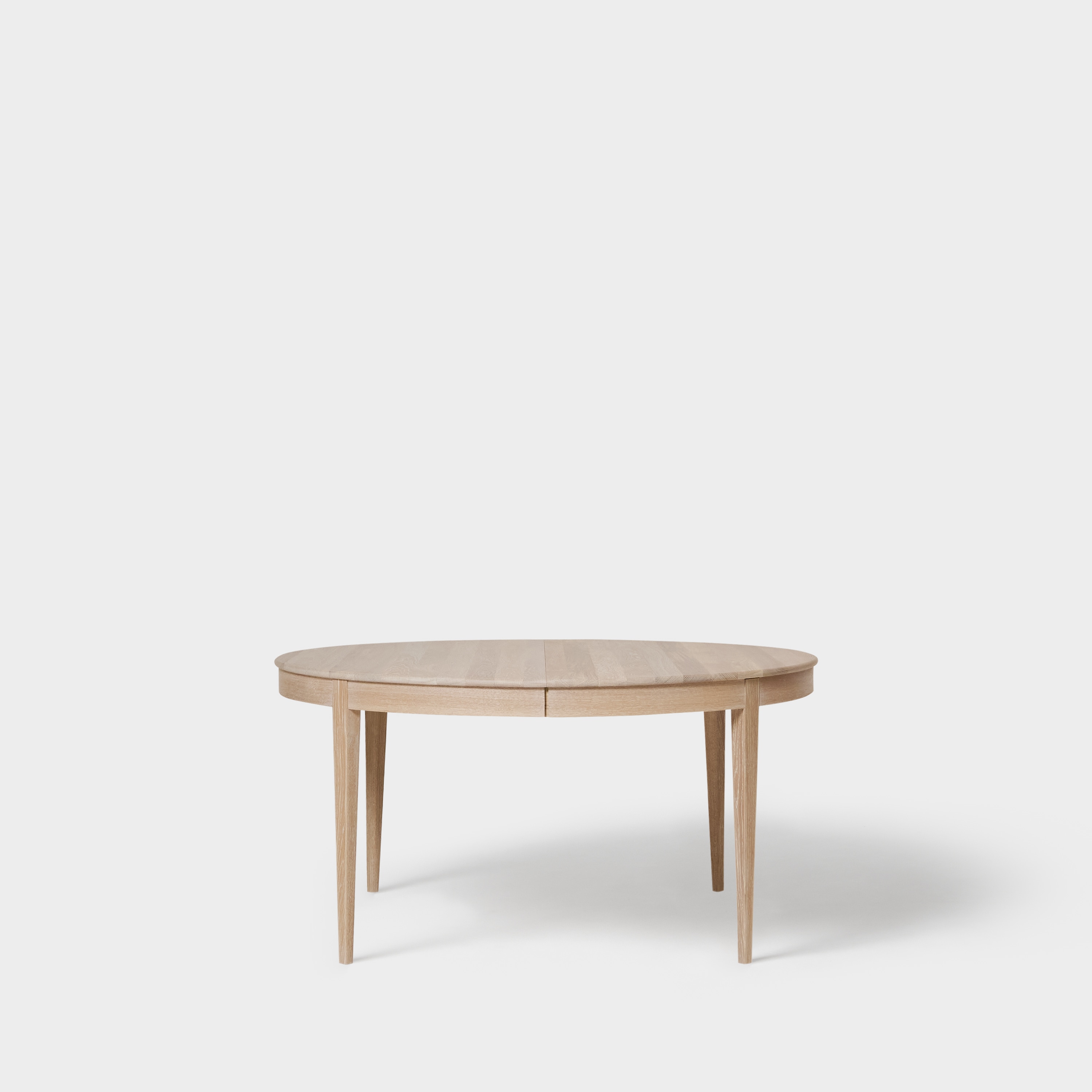 Round Dining table