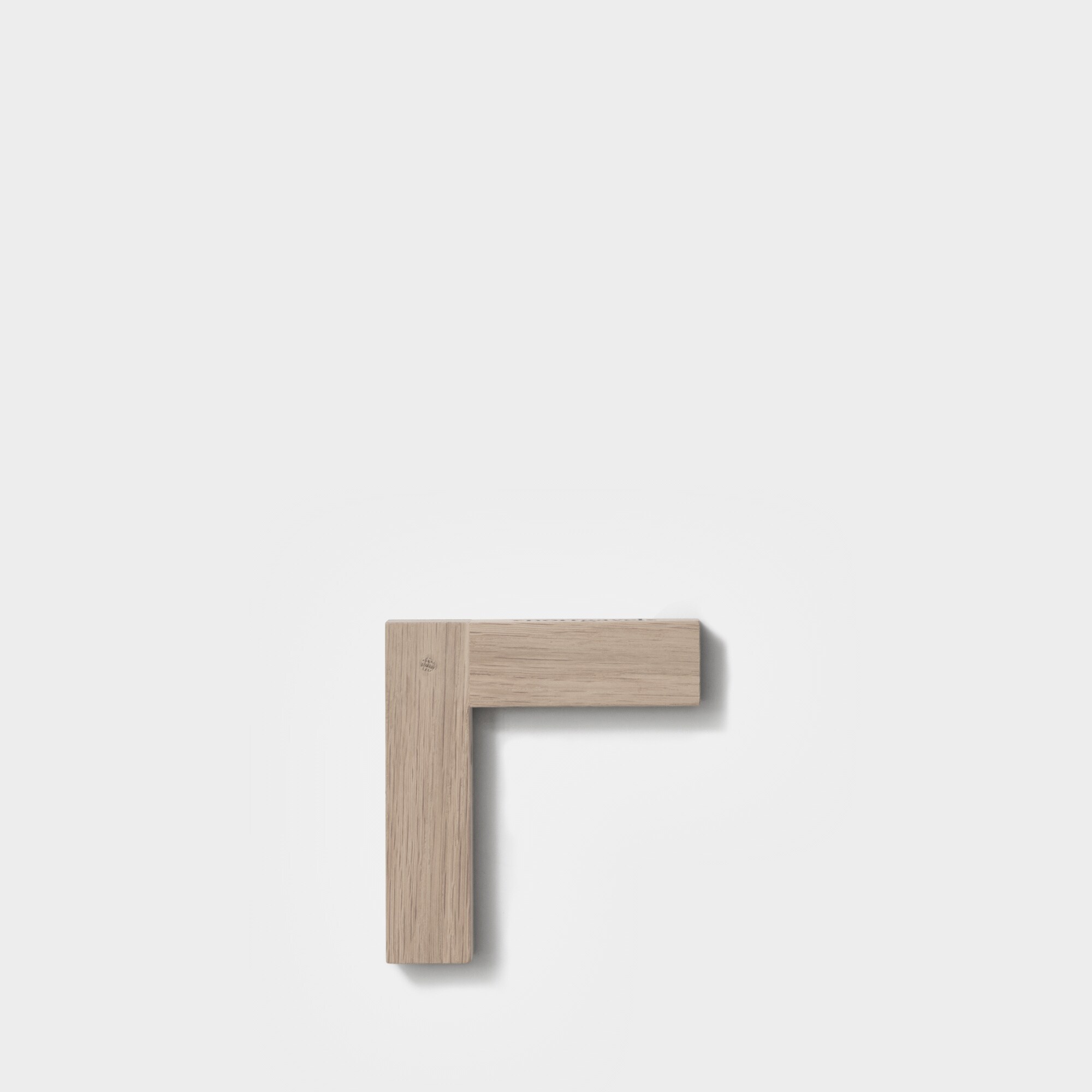Bracket Angle Oak