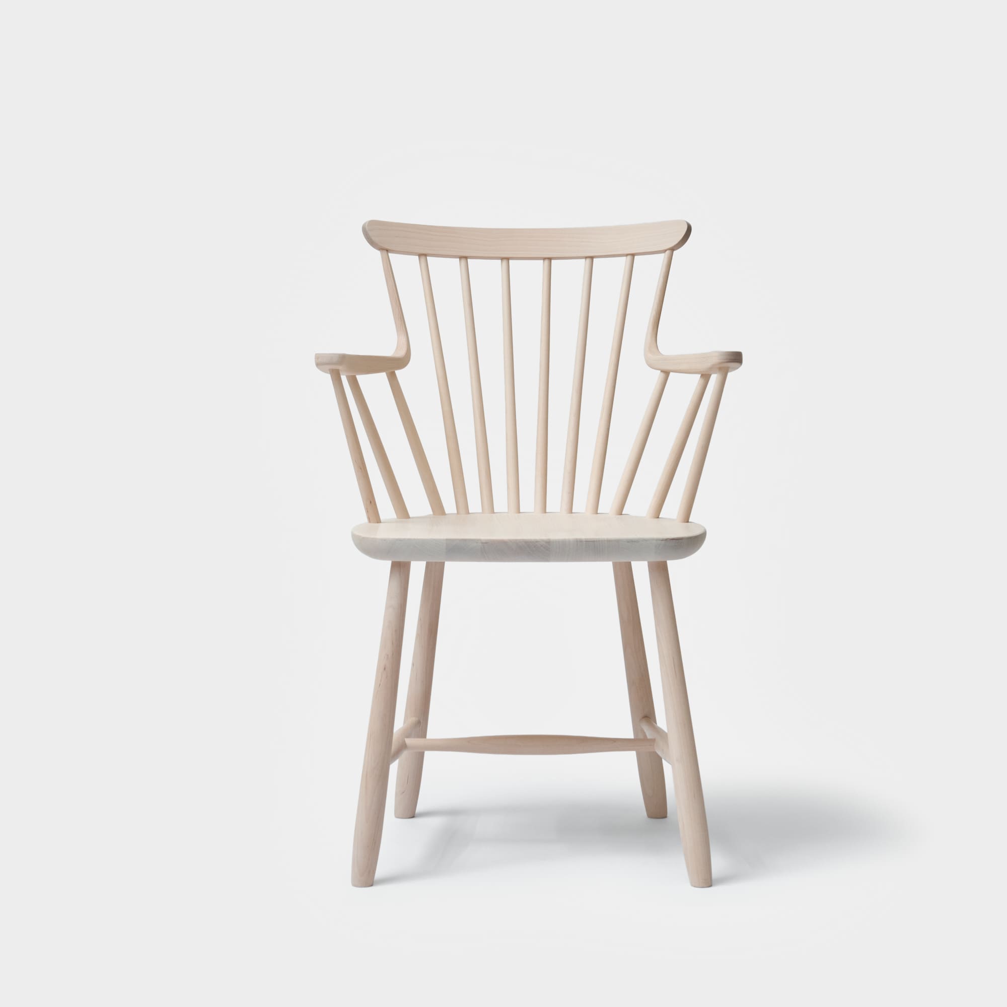 Pinn armchair Birch