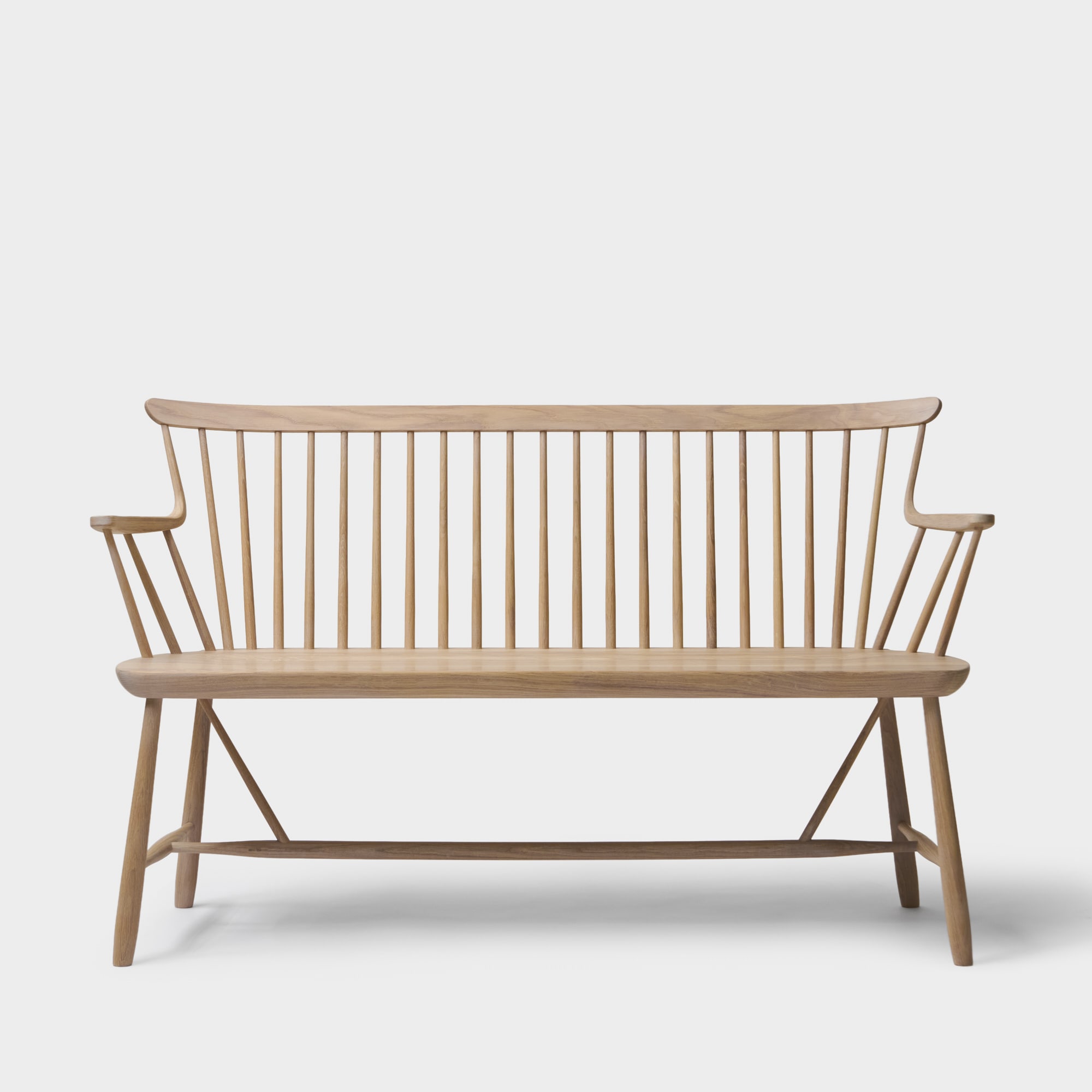 Pinn Sofa Oak
