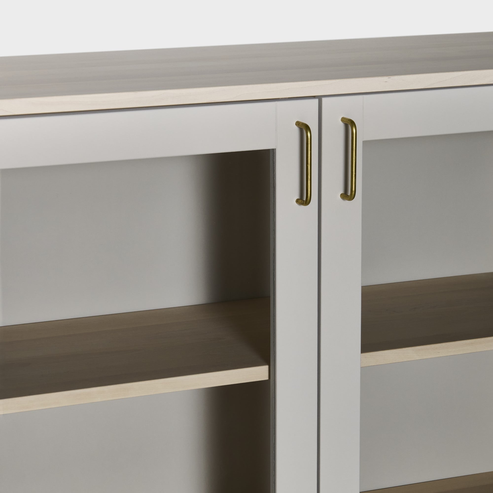 Massiv display cabinet H4/M22